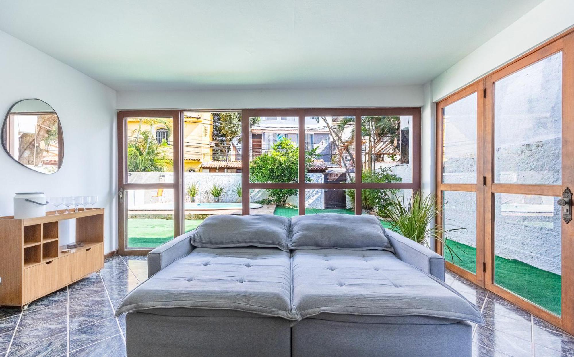 Casa De Vidro Holiday home