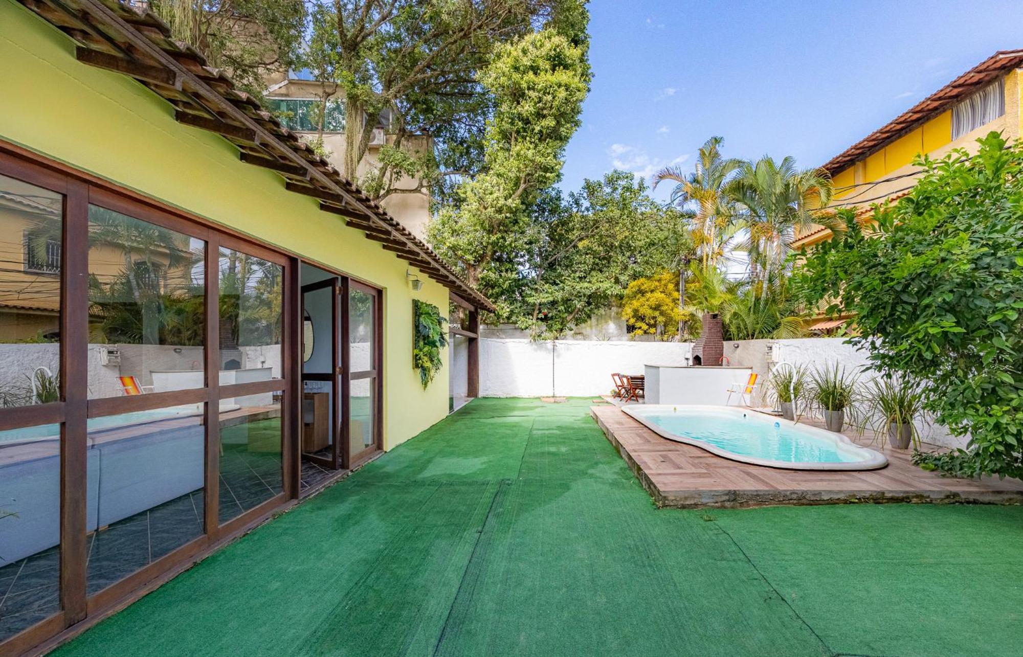 Casa De Vidro Holiday home *
